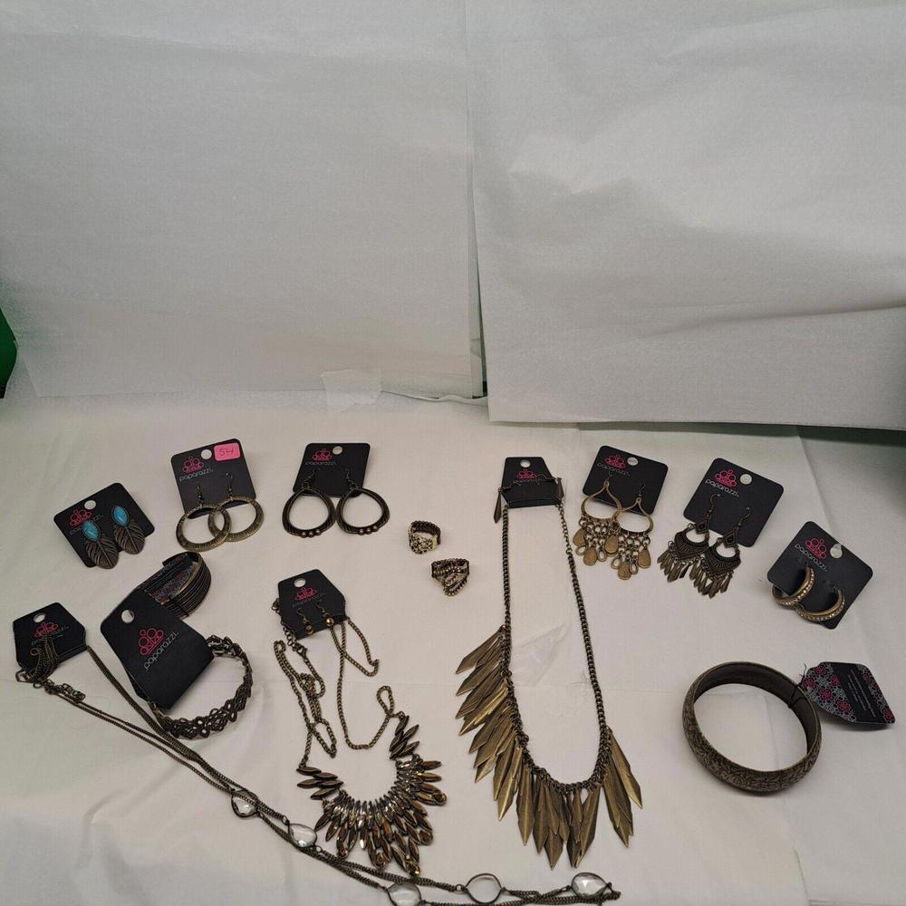 paparazzi jewelry lot Brass Colored Costume Jewelry Set